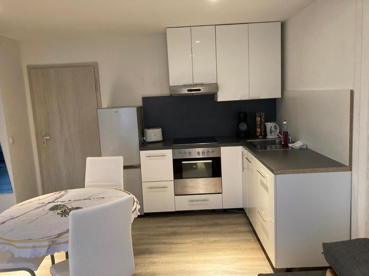 Messe-Hotelzimmer-Einzimmerappartement Leverkusen Bilik gambar